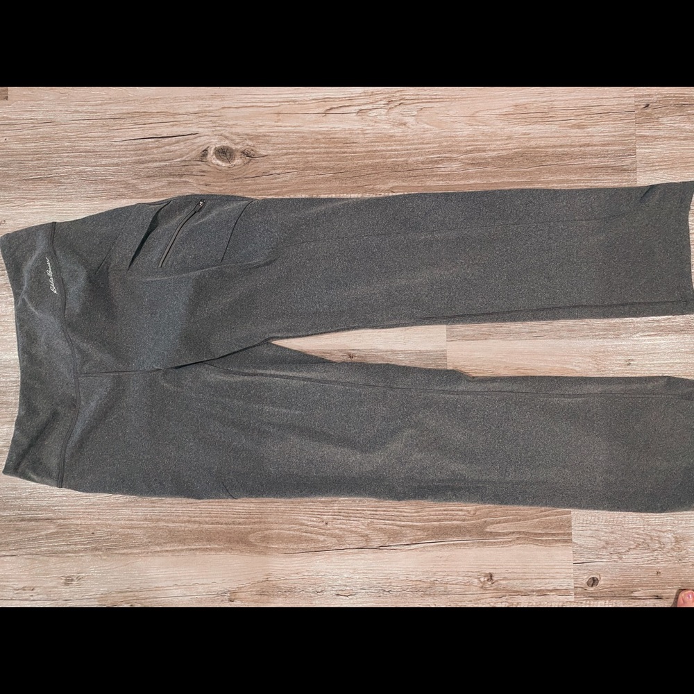 Yoga pants w/ pockets